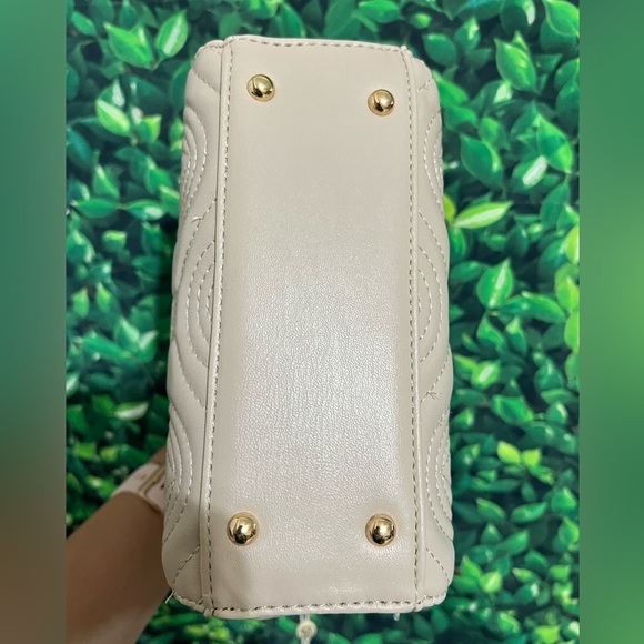 NWT Valentino Orlandi small light taupe vegan leather purse (8inx7inx4in) - Picture 7 of 8